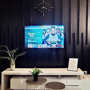 Living Unit In Metro , Manila Philippines